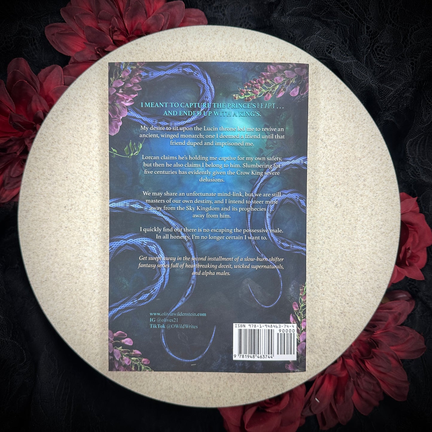 House of Pounding Hearts (The Kingdom of Crows #2) by Olivia Wildenstein