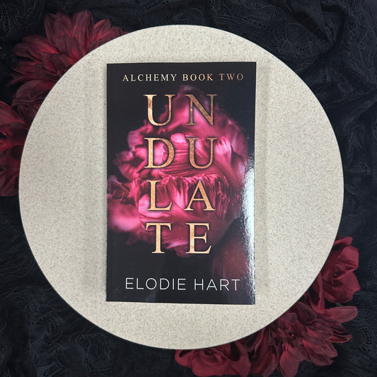 Undulate (Alchemy #2) by Elodie Hart
