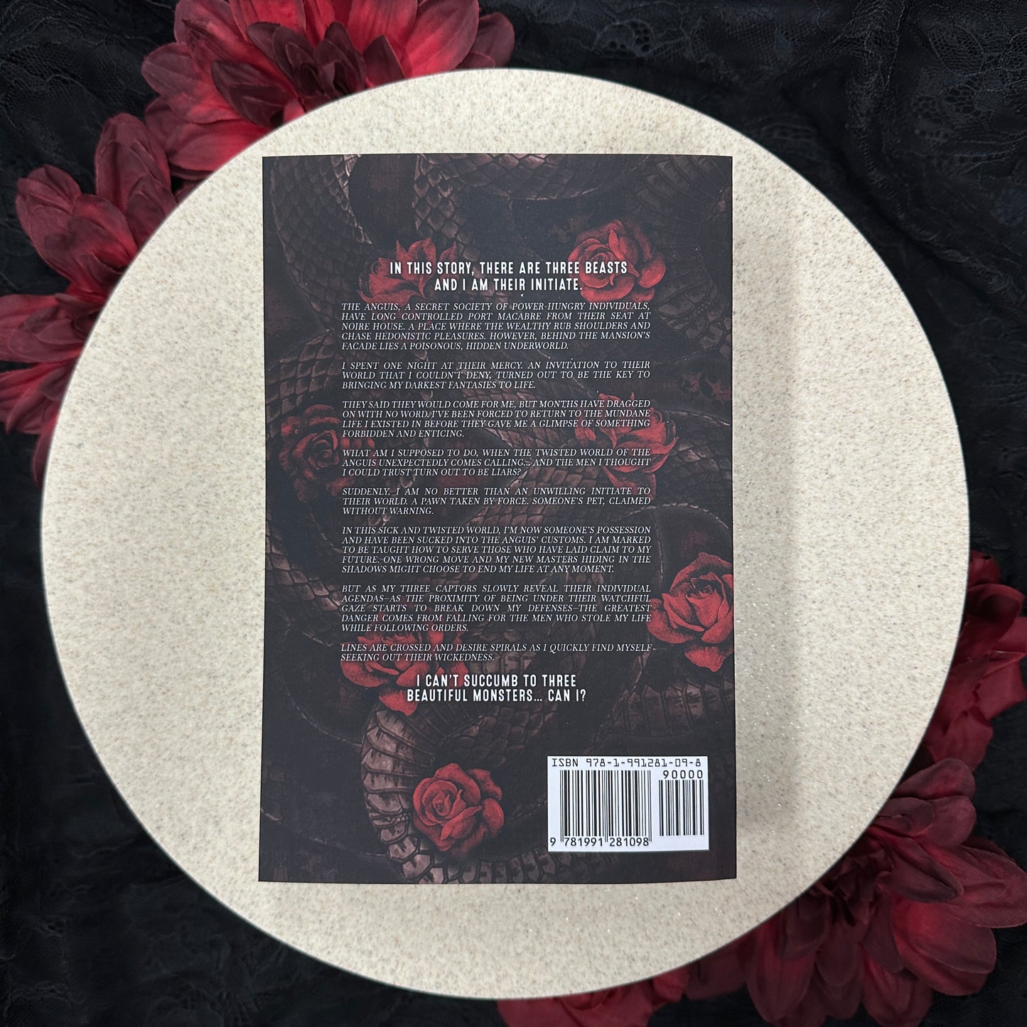Macrabe Gods (Port Macabre #2) by Elliott Rose