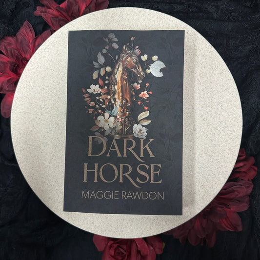 Dark Horse (The Quiet Horsemen #2) by Maggie Rawdon