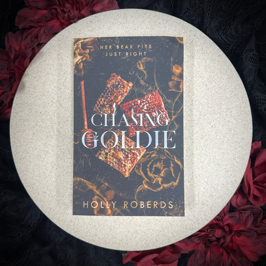 Chasing Goldie (The Lost Girls #2) by Holly Roberds
