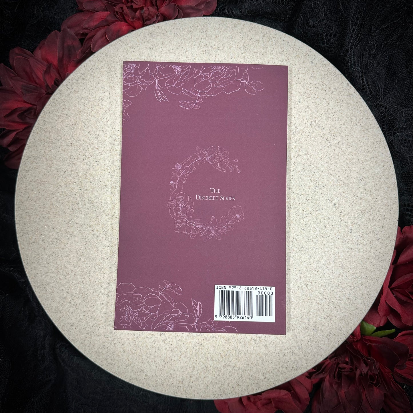 Carlisle & Ivy: Discreet Series by Willow Winters