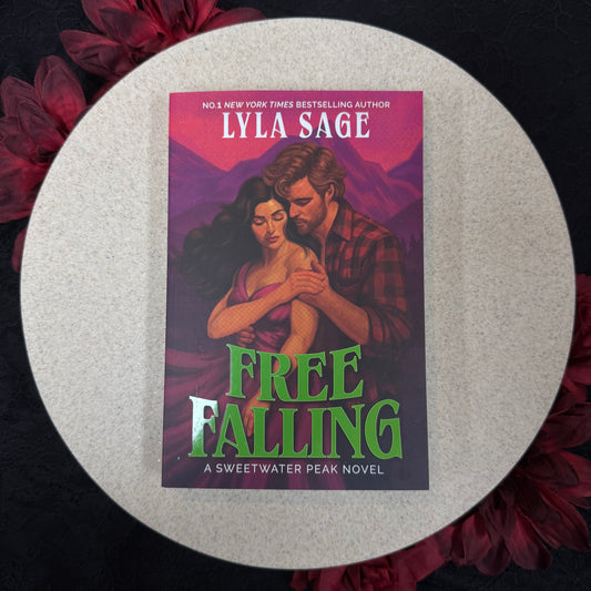 Free Falling (Sweetwater Peak #2) by Lyla Sage