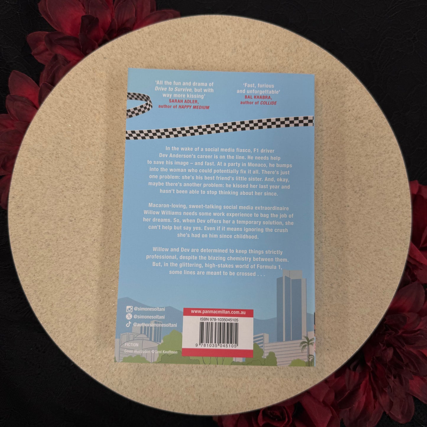 Cross The Line (Lights Out #1) by Simone Soltani